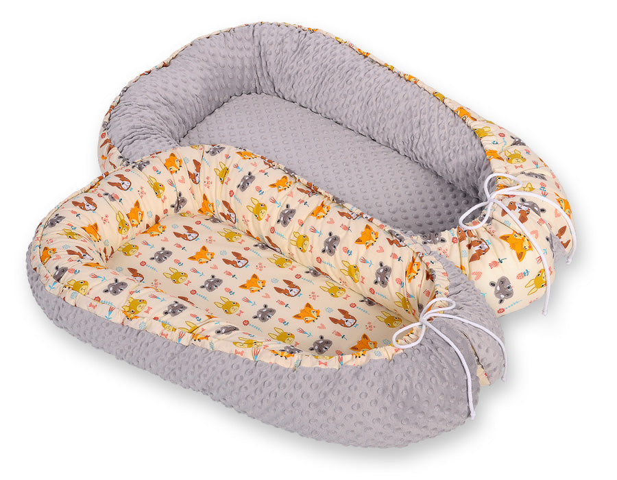 Baby nestje Dubbelzijdige Premium Cocoon for infants BOBONO minky- cream animals – afbeelding 6