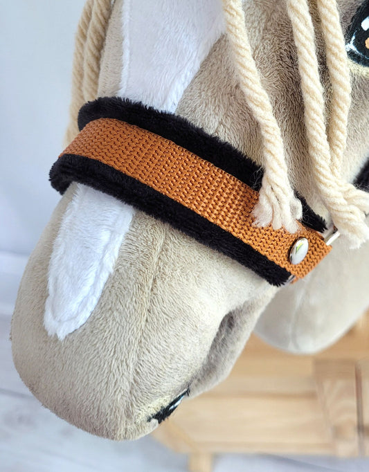 The adjustable halter for Hobby Horse A3 - ginger with black furry – afbeelding 2