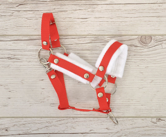 The adjustable halter for Hobby Horse A3 - red with white furry – afbeelding 2