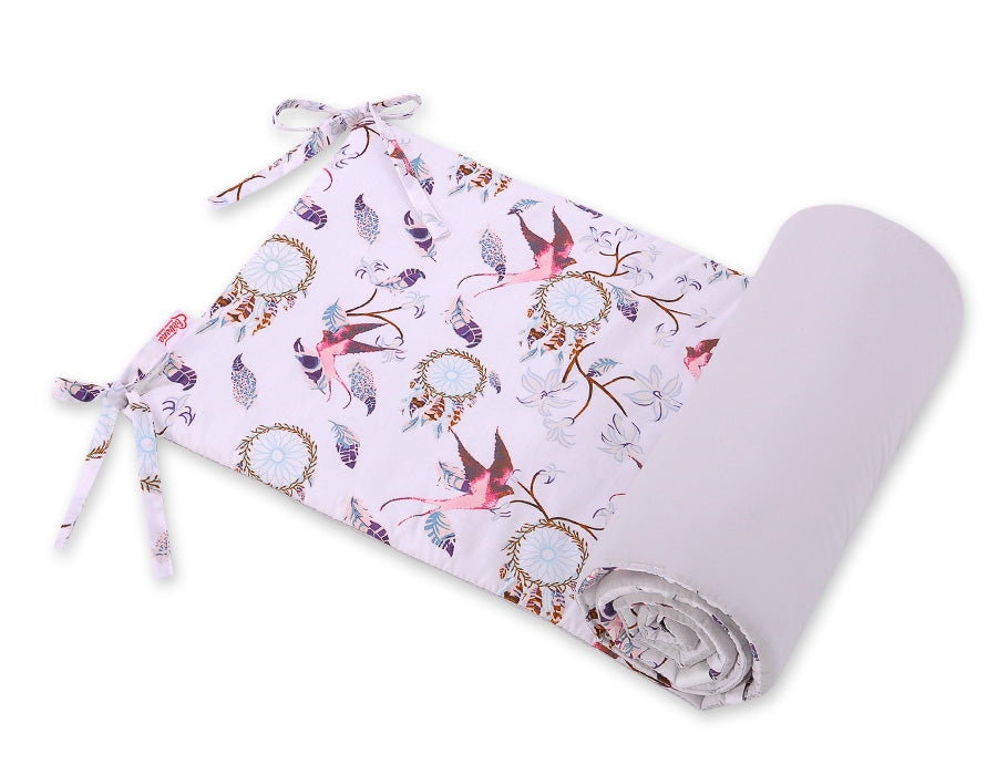 Universal bumper for cot -swallows pink – afbeelding 1