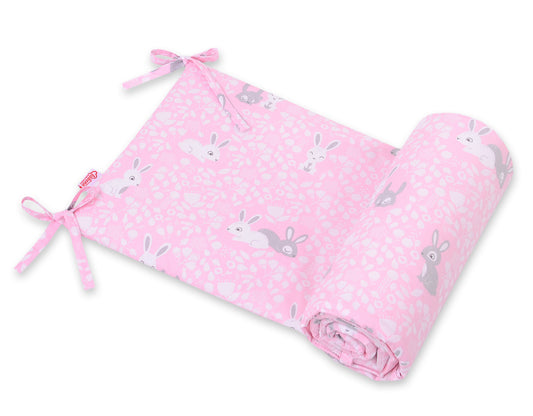 Universal bumper for cot - pink rabbits – afbeelding 1