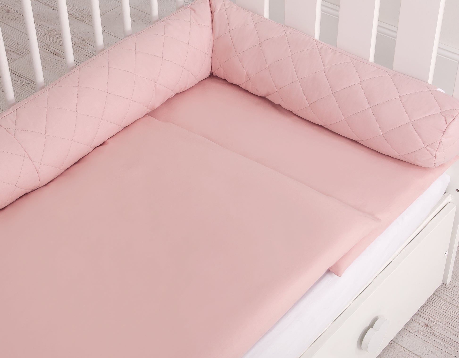 2-in-1 - baby nestje quilted - snake kussen bumper - pastel pink – afbeelding 3