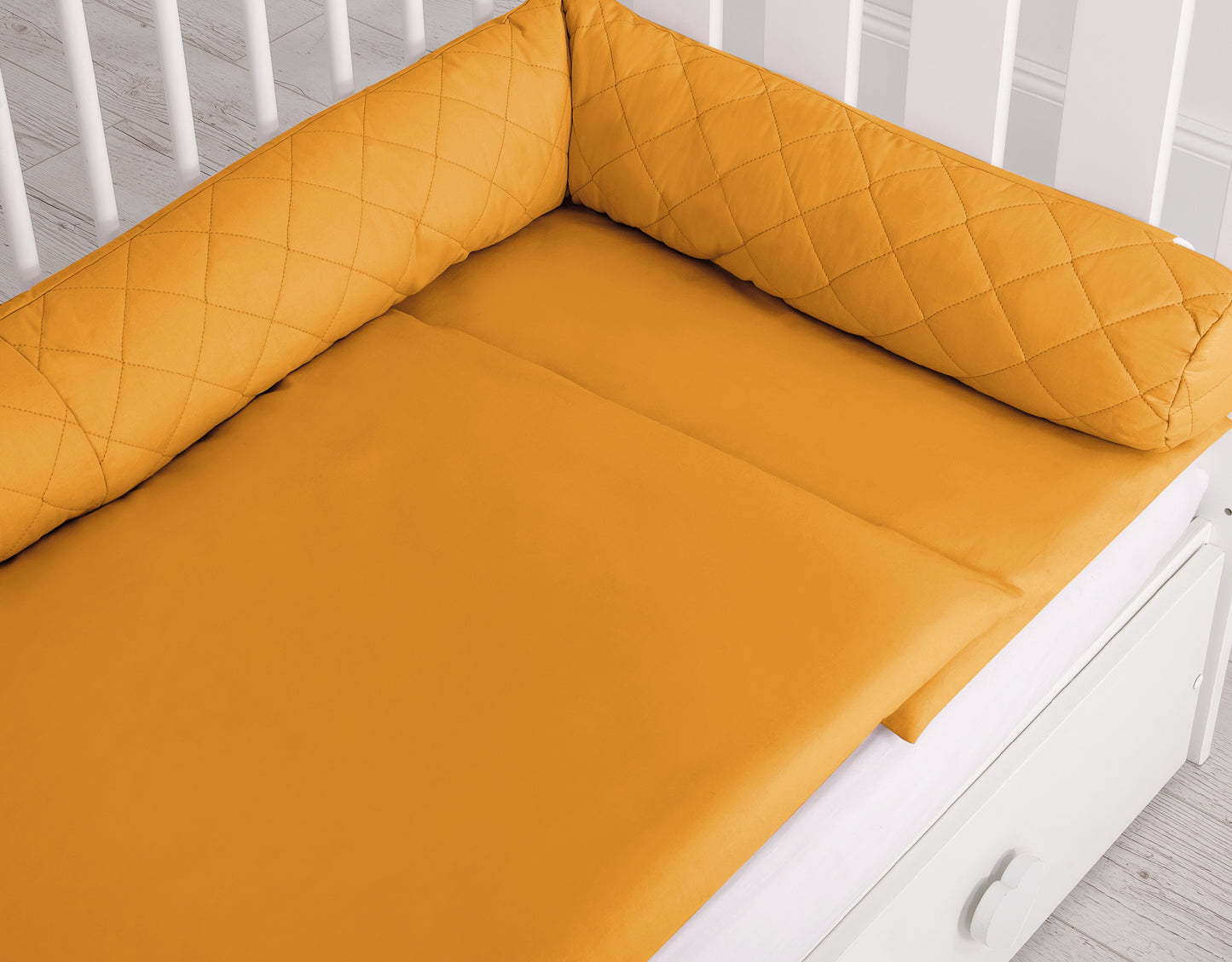 2-in-1 - baby nestje quilted - snake kussen bumper - honey yellow – afbeelding 2