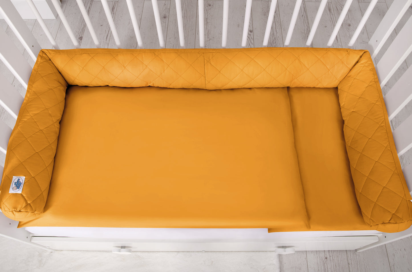 2-in-1 - baby nestje quilted - snake kussen bumper - honey yellow – afbeelding 3