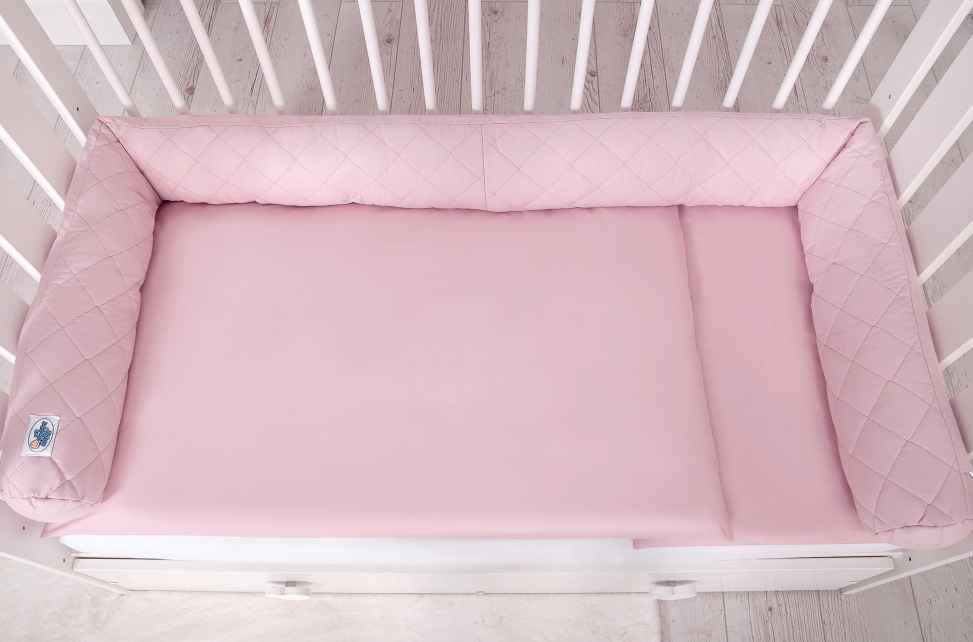 2-in-1- baby nestje quilted - snake kussen bumper - pink – afbeelding 3