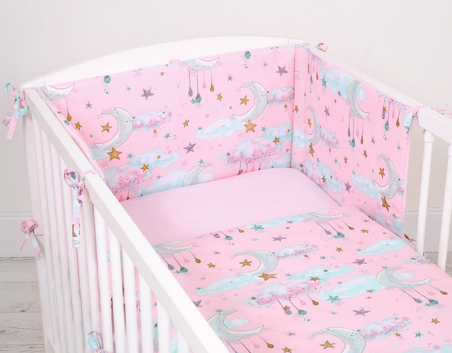 Universal bumper for cot - moons pink – afbeelding 3