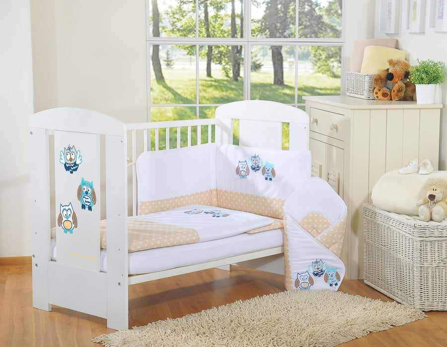 Baby bedding set 135x100 cm with bumper 3-pcs Beige owls with beige and blue embroidery – afbeelding 1